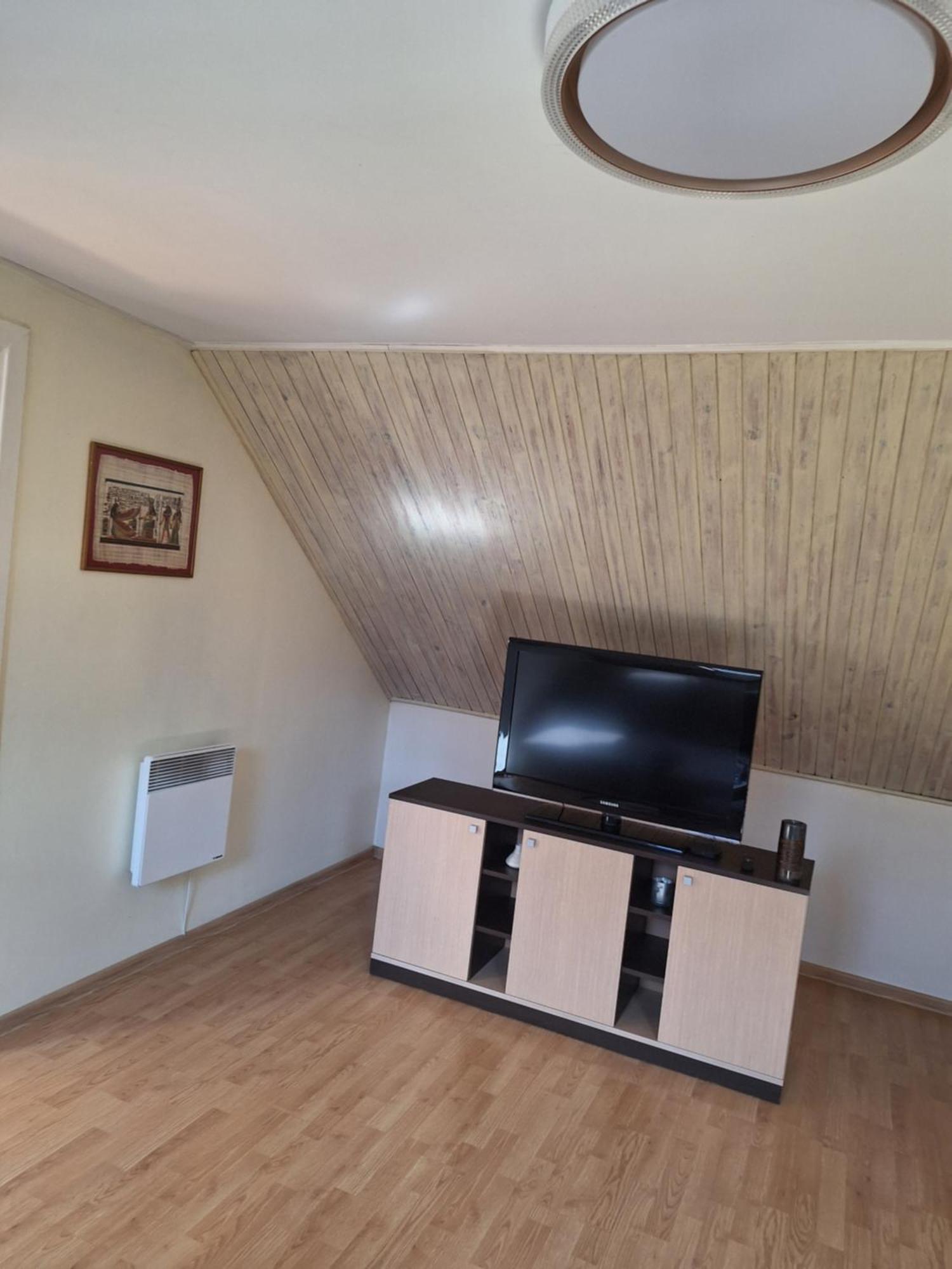 Vidos Apartamentai Vilnius Luaran gambar