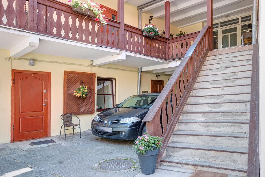 Vidos Apartamentai Vilnius Luaran gambar