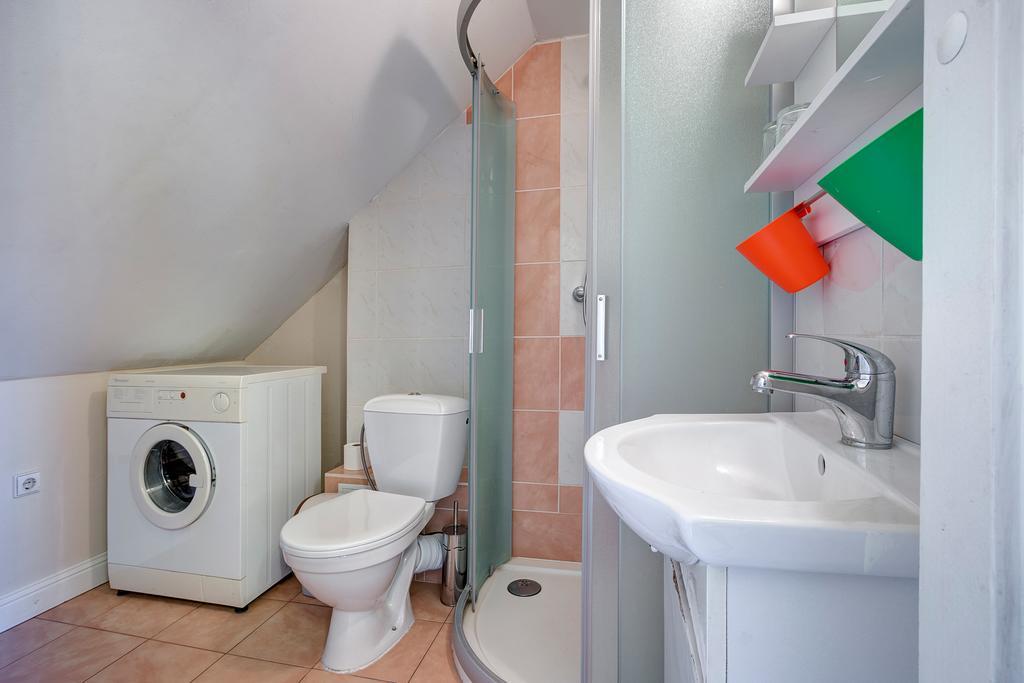 Vidos Apartamentai Vilnius Luaran gambar